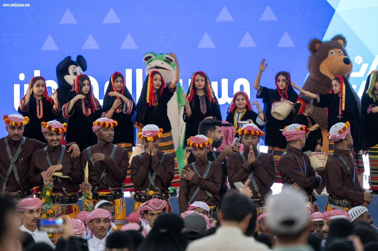 الزي التراثي يلفت الأنظار في مهرجان جازان 2026