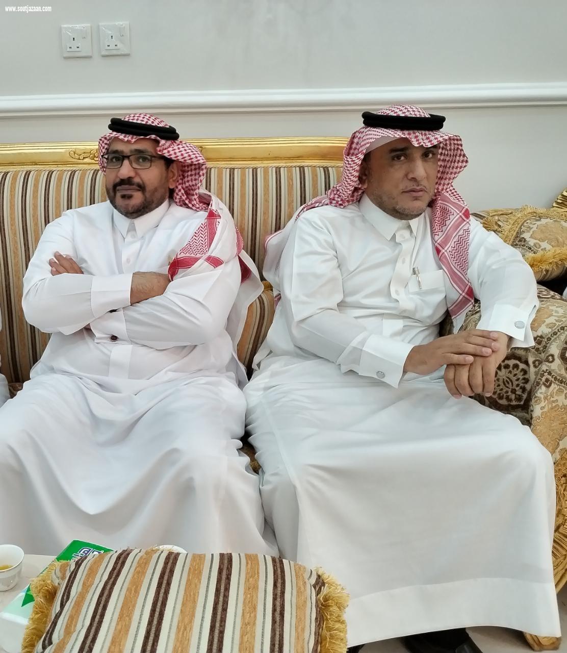 الوكيل المساعد لإمارة منطقة جازان سابقاً يحتفل بترقية نجله الاستاذ جعفر بن عبدالرحمن ناشب وعدد من المترقين