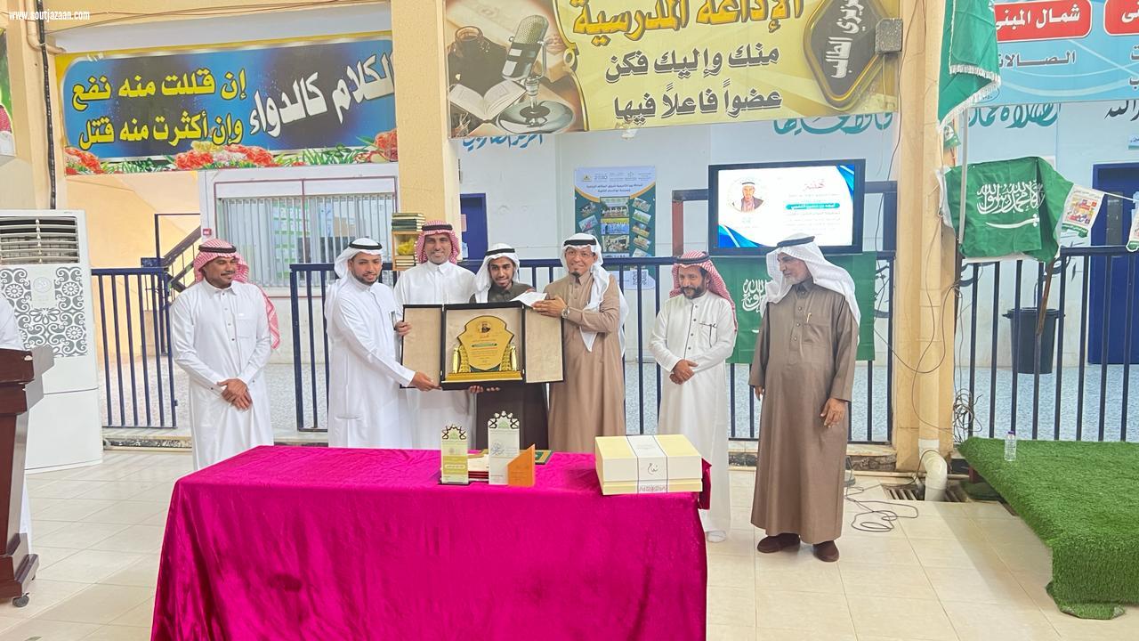 شيخ قرية أبوالسلع يرعى حفل تكريم الطالب أمجد النعمي وختام دورة أمجد الرياضية