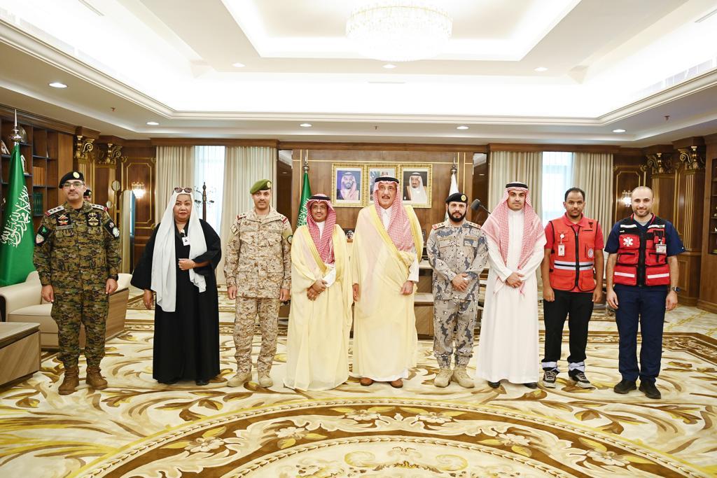 أمير منطقة جازان يدشن مبادرة روح وطن