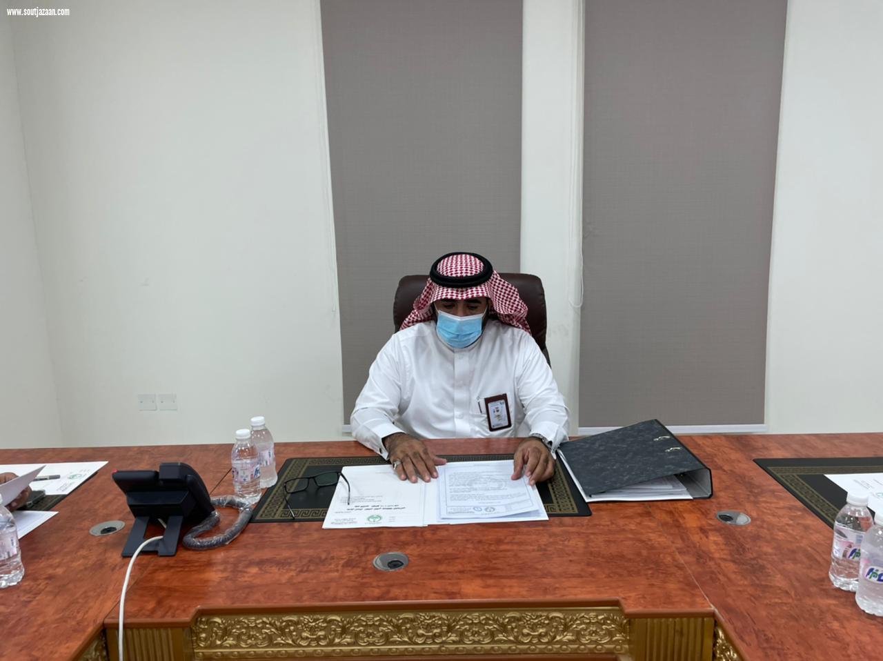 محافظ العيدابي يرأس جلسة المجلس المحلي الخمسون .. 
