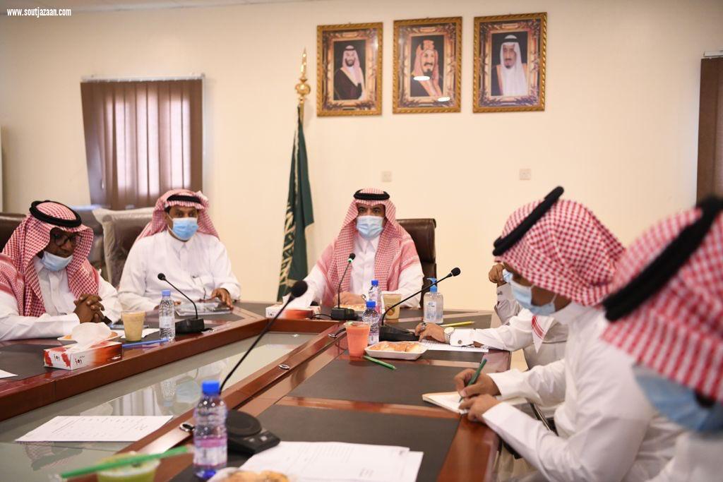 أمين منطقة جازان يتفقد أعمال معالجة التشوهات البصرية بمحافظتي صبيا وأبوعريش 
