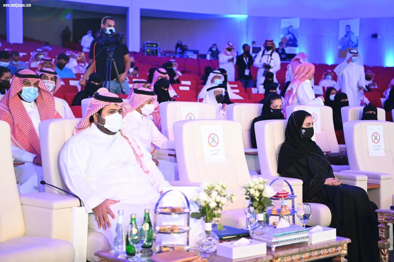 سمو أمير منطقة جازان بالنيابة يرعى حفل 