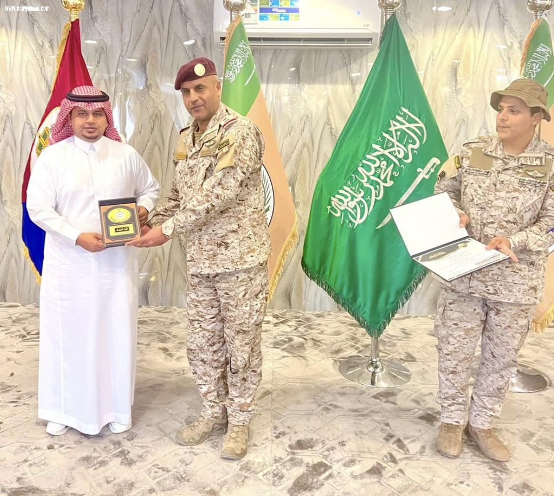 قيادة مجموعة لواء الإمام فيصل بن تركي الأول تكرّم مستشفى الحرث
