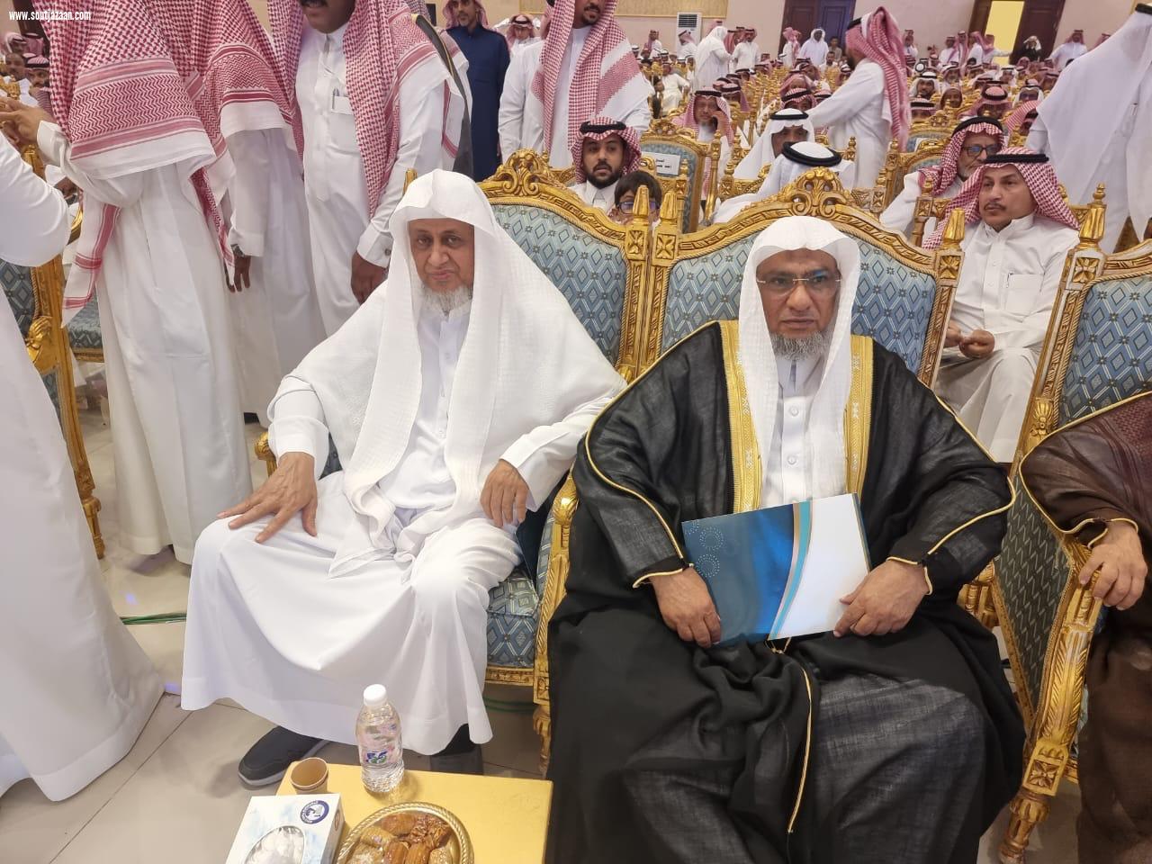 مشايخ وأعيان وأبناء قبائل آل عيسى بني حُمَّد يحتفلون بتنصيب الشيخ يعقوب بن عمر حمدي شيخ شمل لقبائل آل عيسى بني حمد