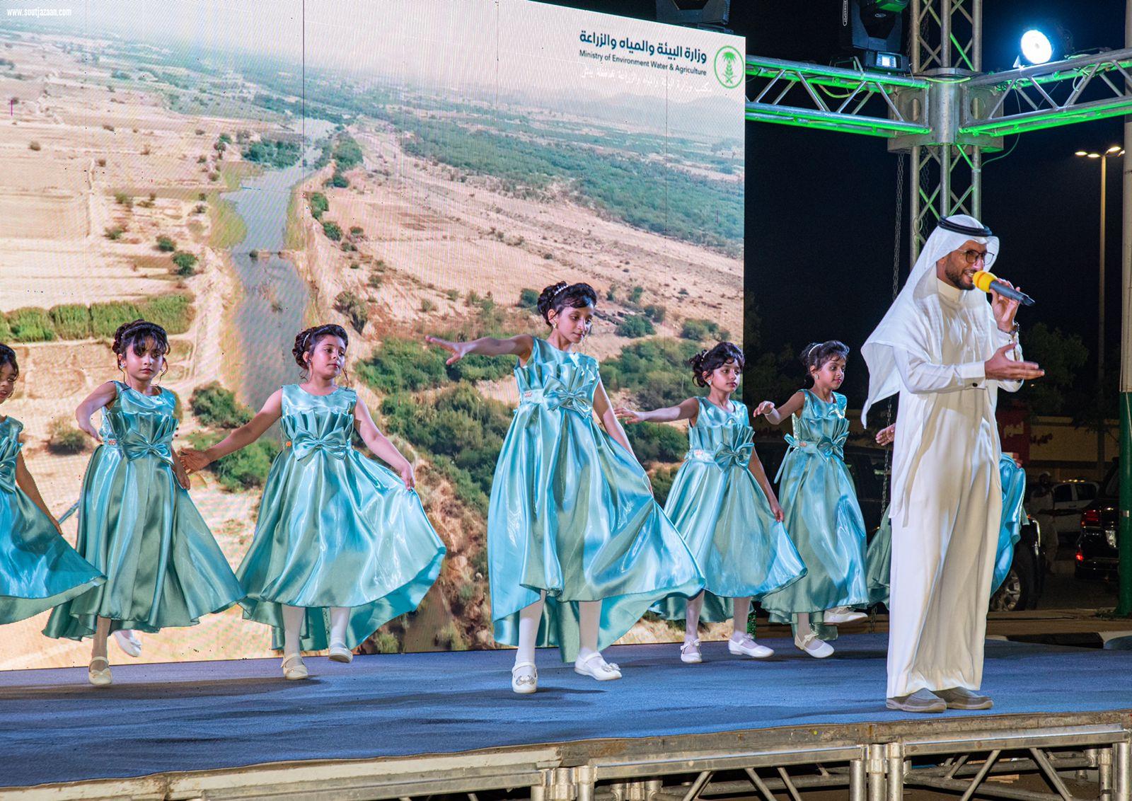 محافظ بيش يدشن مهرجان الماعز البيشي الثالث 