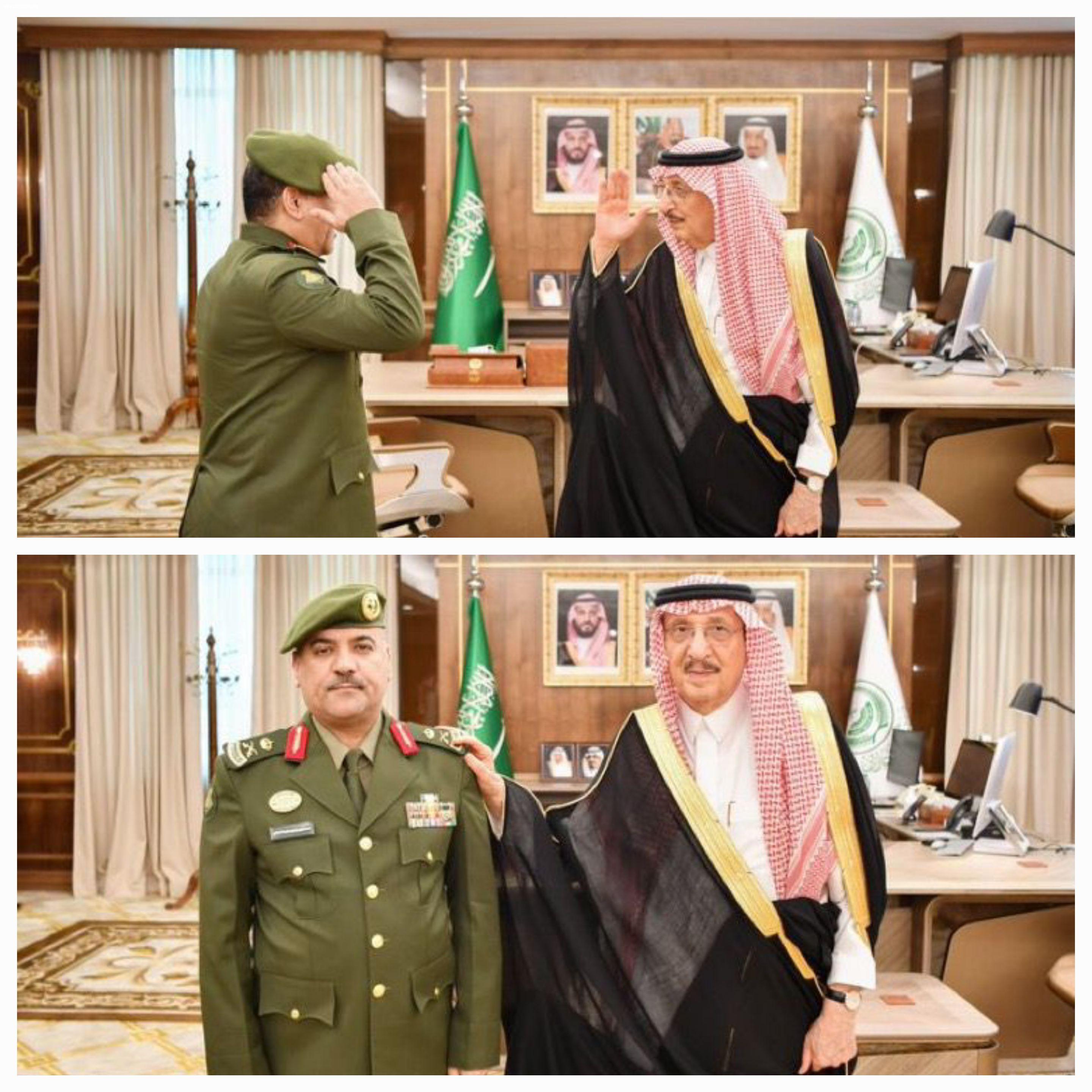 أمير جازان يقلّد مدير جوازات المنطقة اللواء الحواس رتبته الجديدة 