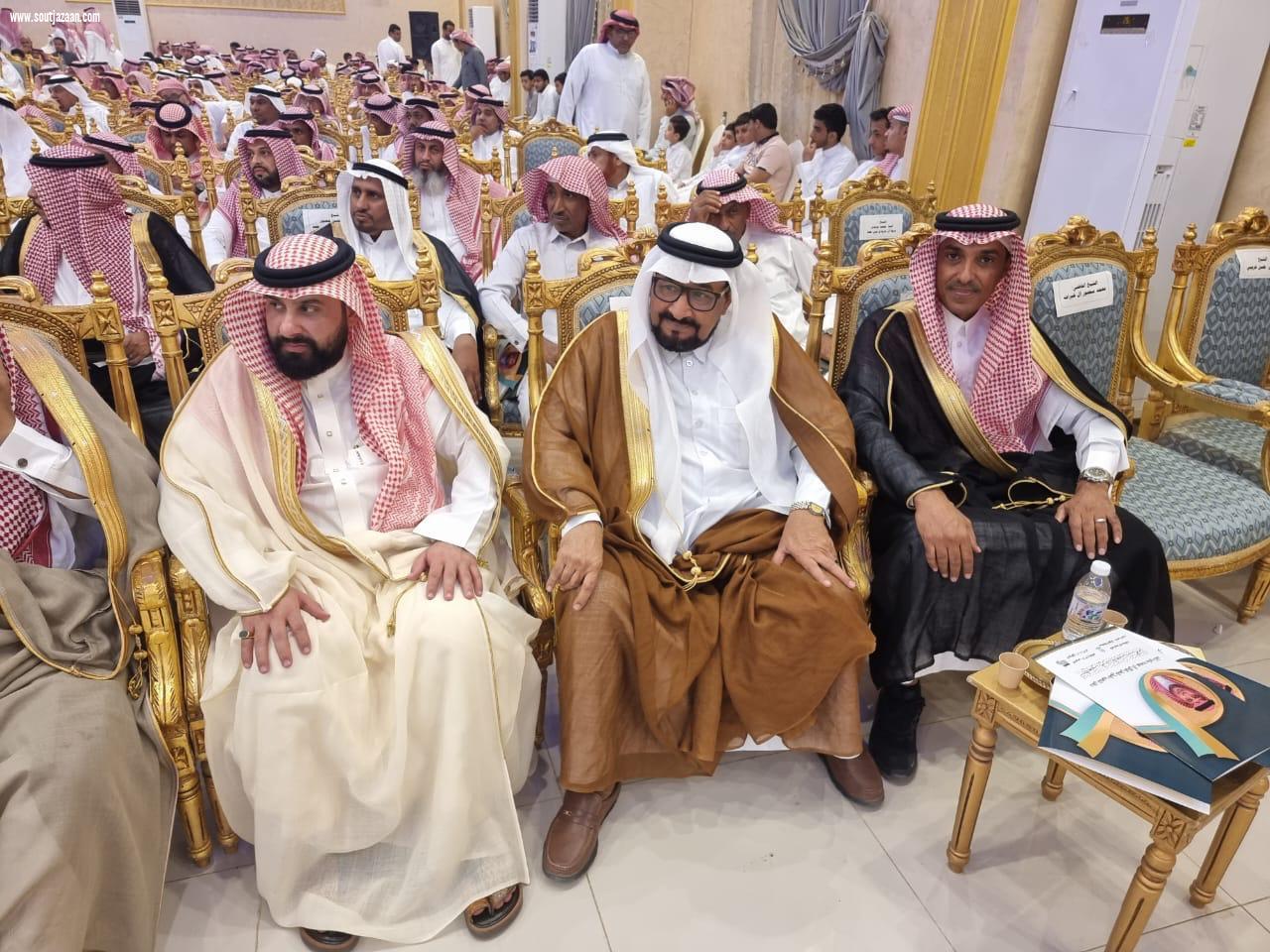 مشايخ وأعيان وأبناء قبائل آل عيسى بني حُمَّد يحتفلون بتنصيب الشيخ يعقوب بن عمر حمدي شيخ شمل لقبائل آل عيسى بني حمد
