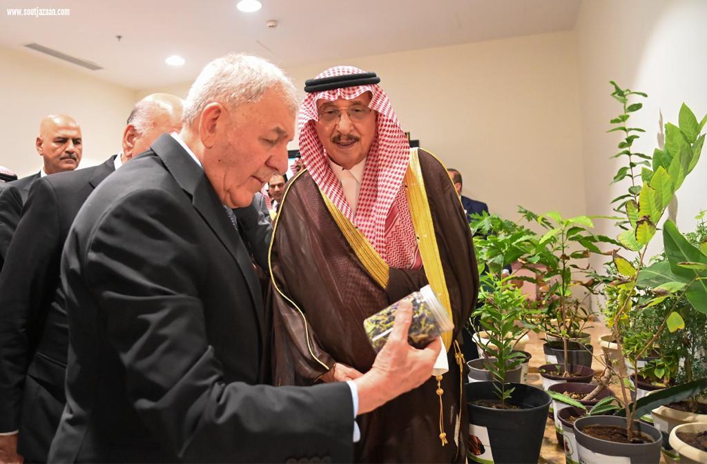 الرئيس العراقي يلتقي أمير جازان وعددًا من مشايخ القبائل والمسؤولين بالمنطقة