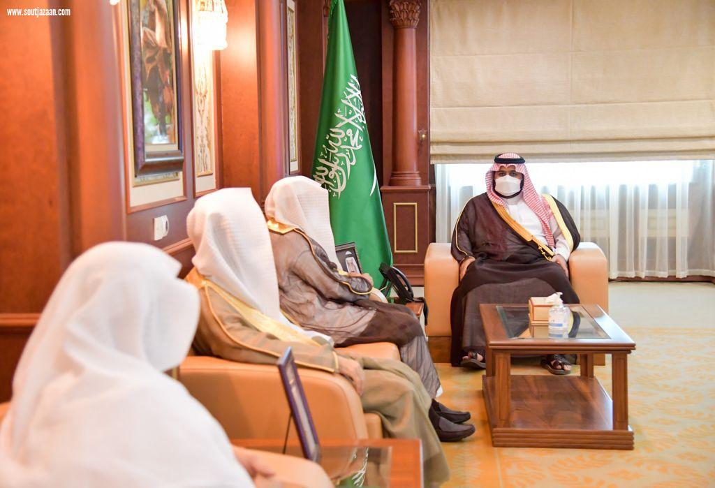 سمو أمير منطقة جازان بالنيابة يلتقي رئيس محكمة الاستئناف ورئيس محكمة الجزئية .. 