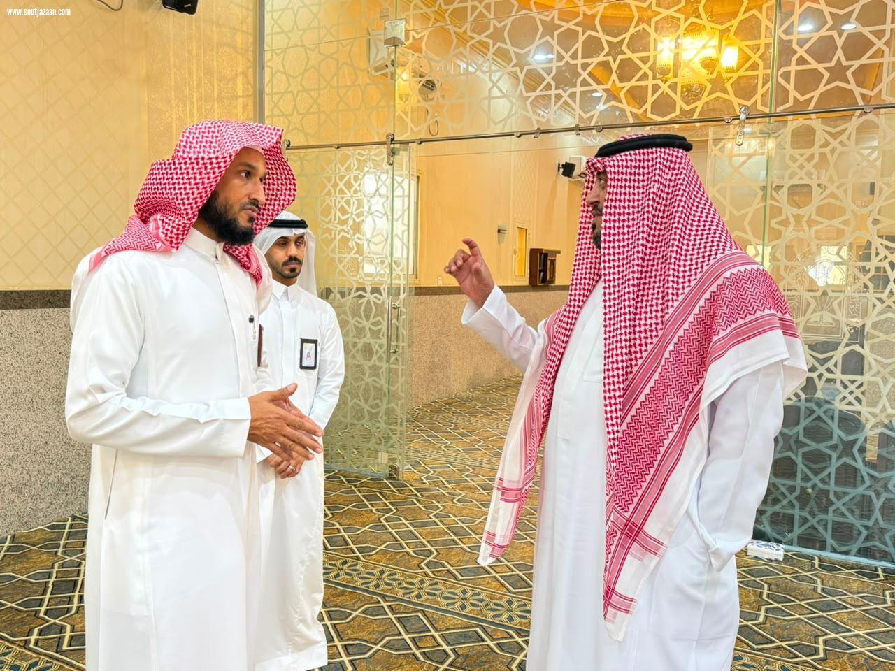 مدير الشؤون الإسلامية يتفقد إدارة مساجد محافظة فيفا