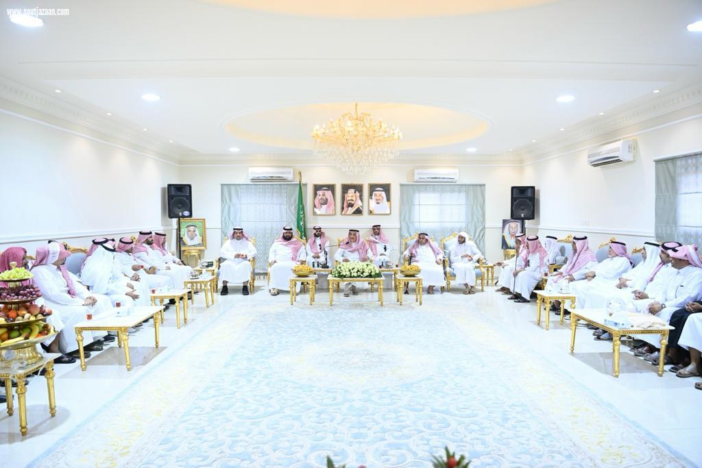 سمو أمير منطقة جازان يزور عدداً من مشايخ محافظة الدرب ومركز الشقيق