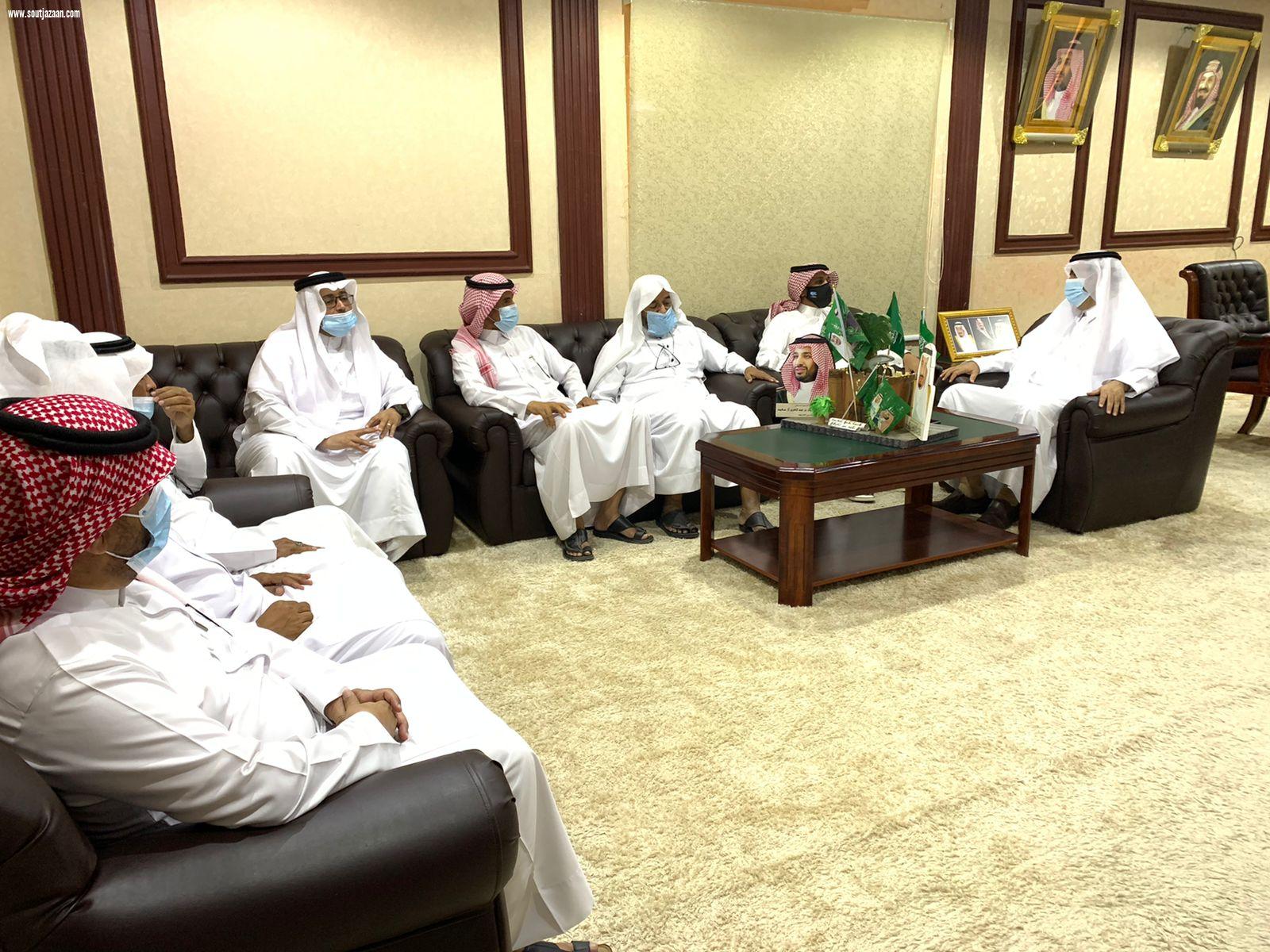 محافظ بيش يستقبل أعضاء المجلس البلدي بالمحافظة