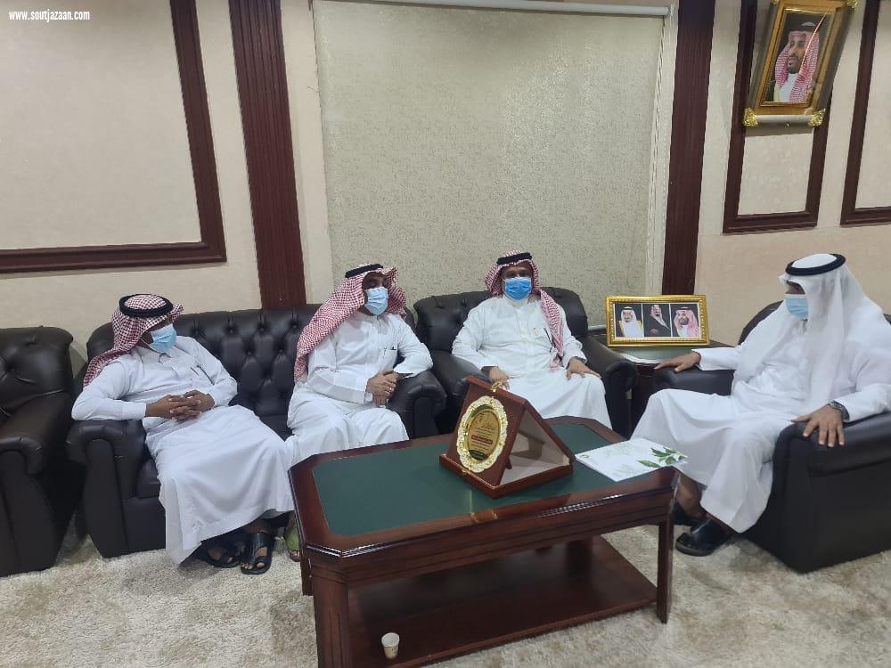 محافظ بيش يستقبل مدير عام صندوق التنمية الزراعية بمنطقة جازان