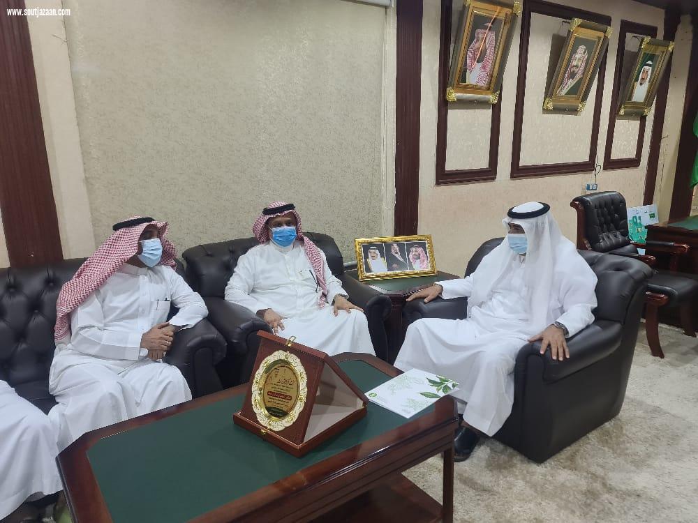 محافظ بيش يستقبل مدير عام صندوق التنمية الزراعية بمنطقة جازان