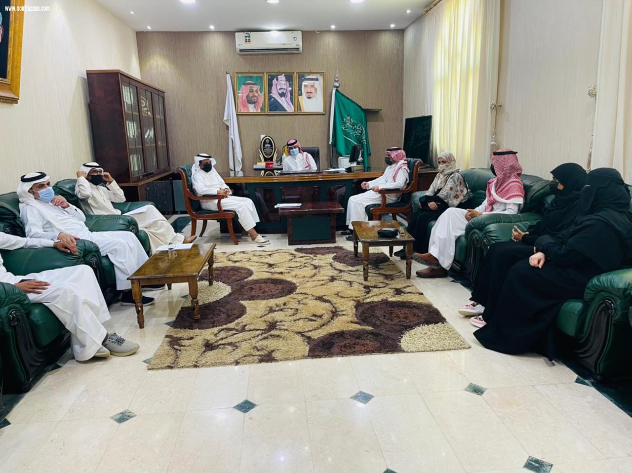 مدير مركز التنمية الاجتماعية بجازان يستقبل رئيس واعضاء مجلس جمعية 