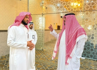 مدير الشؤون الإسلامية يتفقد إدارة مساجد محافظة فيفا