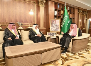 سمو الأمير محمد بن ناصر يرعى مراسم توقيع  إنشاء وتشغيل النقل العام بالحافلات في حاضرة جازان بتكلفة 103 ملايين ريال