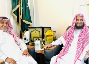 مدير عام فرع الإفتاء بجازان يلتقي عميد كلية الشريعة بجامعة جازان سابقاً