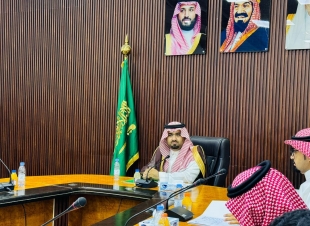 محافظ بيش يرأس اجتماع لجنة الدفاع المدني الفرعية تأهبًا للحالة المطرية