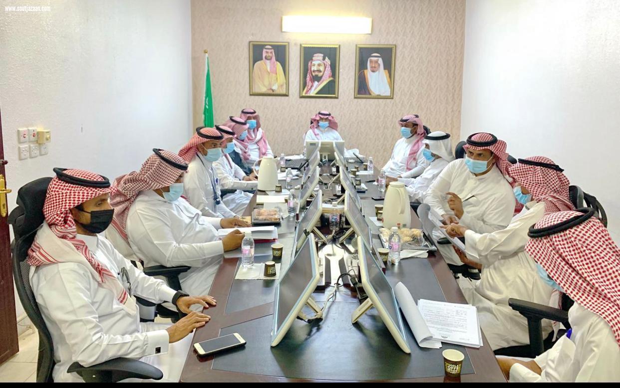 المجلس البلدي بمحافظة الطوال يعقدُ اجتماعه العادي ال(٧٦) ويُقرُّ الحسابَ الختامي للبلدية للعام المالي ٢٠٢٠م  