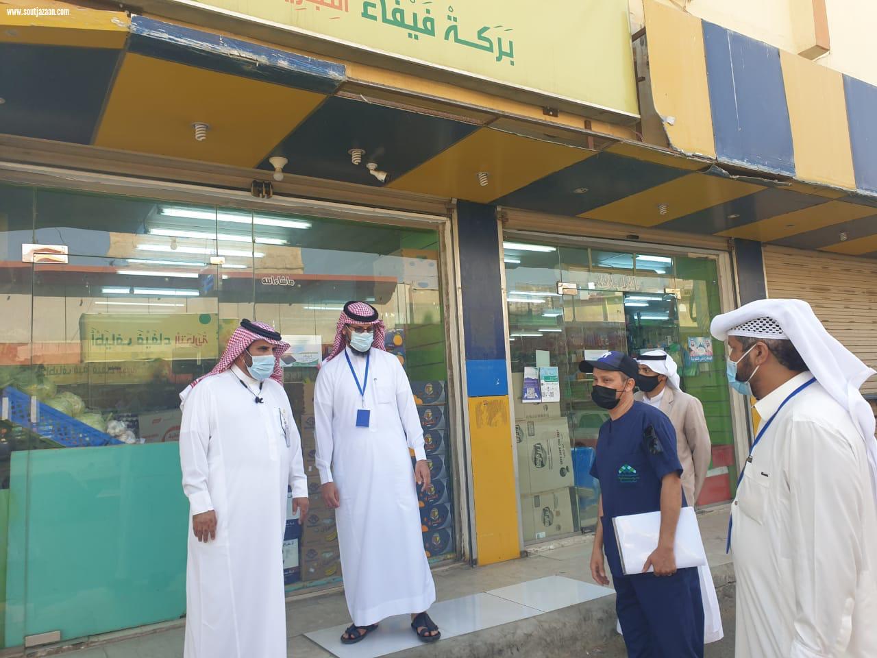 بالصور...رئيس بلدية فيفاء يتابع تطبيق الاحترازات ميدانيا