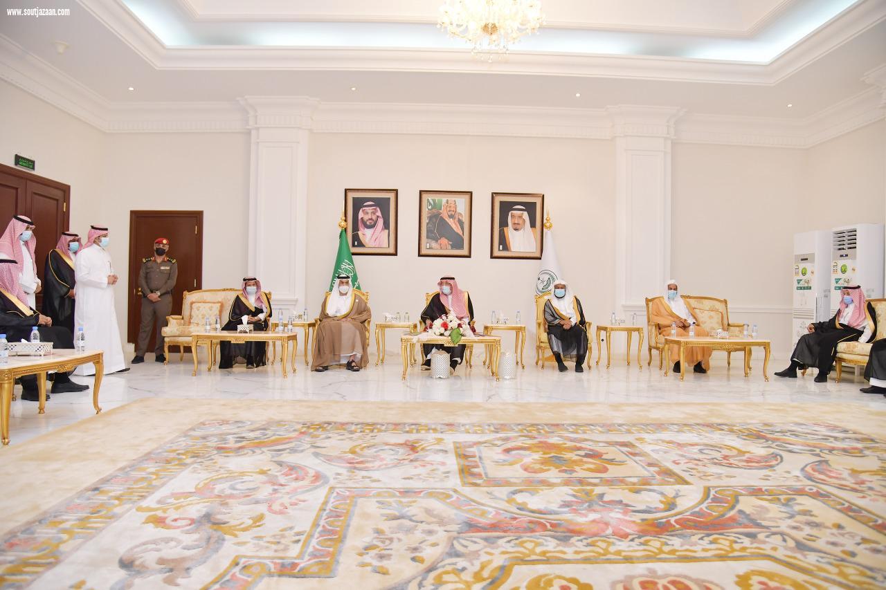 سمو أمير منطقة جازان يستقبل السفير الإماراتي لدى المملكة ..