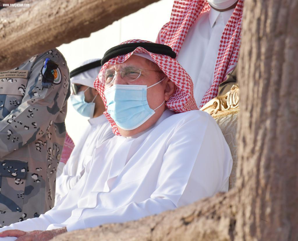 سمو أمير منطقة جازان يشارك أهالي فرسان صيد سمك الحريد