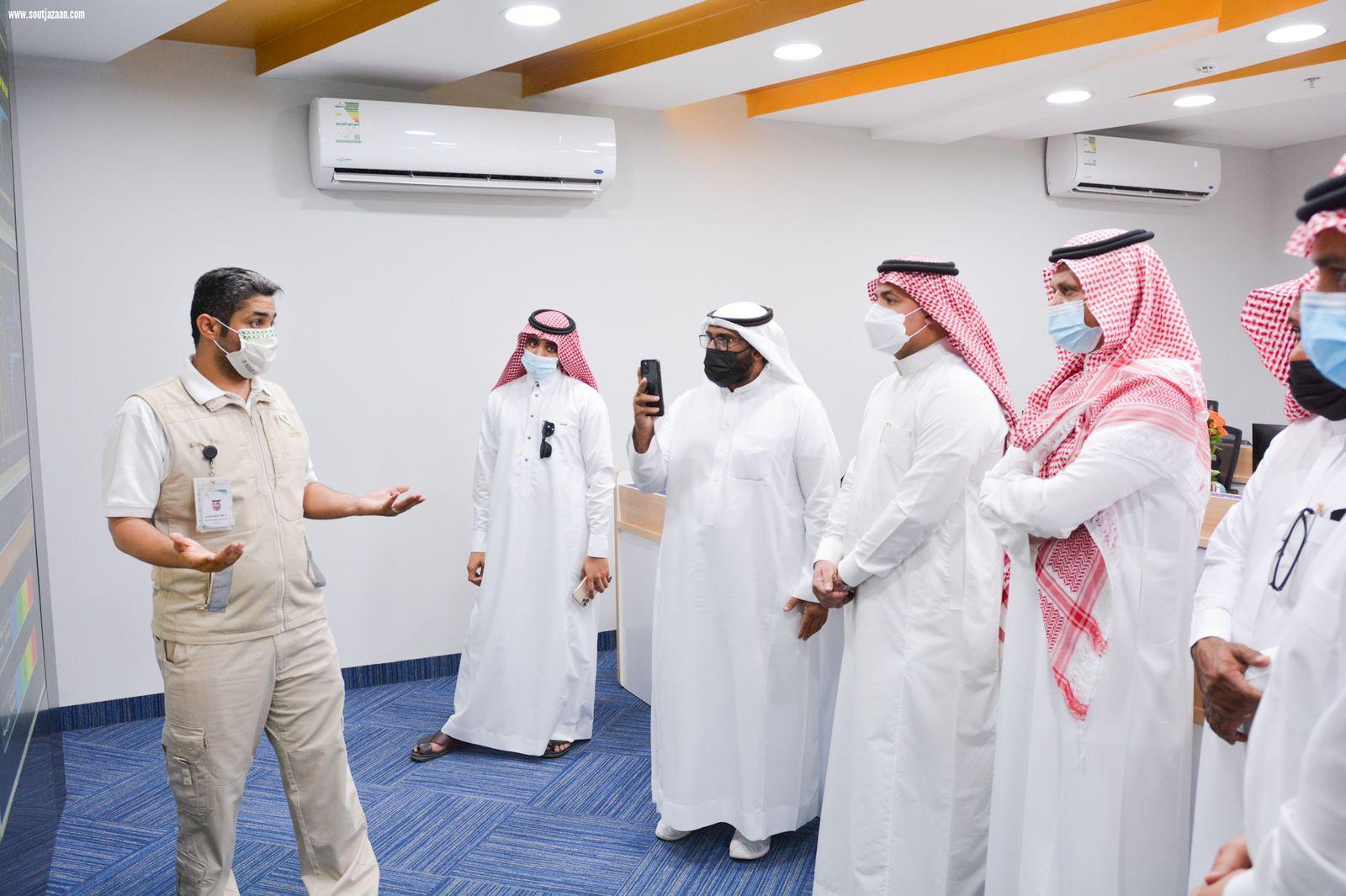 محافظ الحرث يطلع على جهود المركز الإقليمي للقيادة والتحكم بصحة جازان