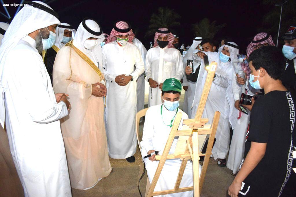 محافظ بيش يرعى حفل بالأهالي باليوم الوطني