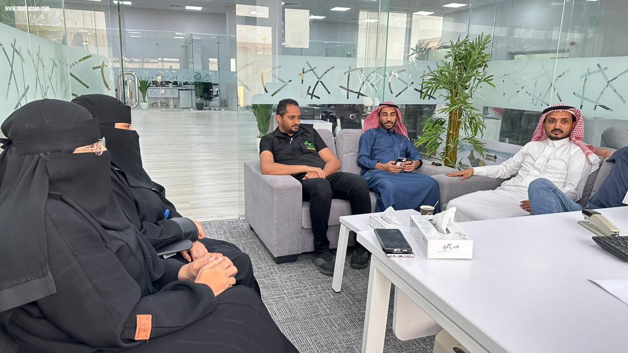 رئيس اللجنة الإعلامية والمدير التنفيذي لجمعية أضرار المخدرات يجتمعان بإدارة التواصل بصحة جازان