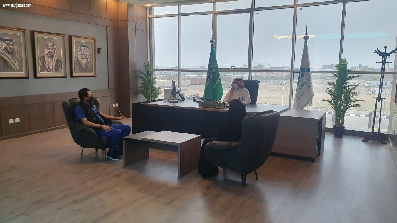 رئيس بلدية صامطة يستقبل فريق من القطاع الصحي بمنطقة جازان