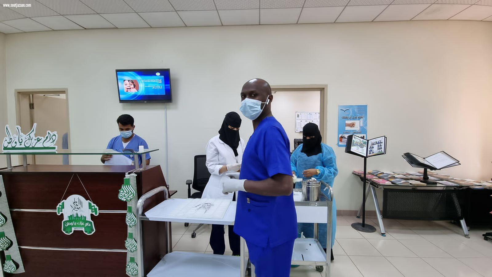 بالتعاون مع صحة جازان دار الملاحظه ينظم حملة تطعيم ضد الإنفلونزا الموسمية