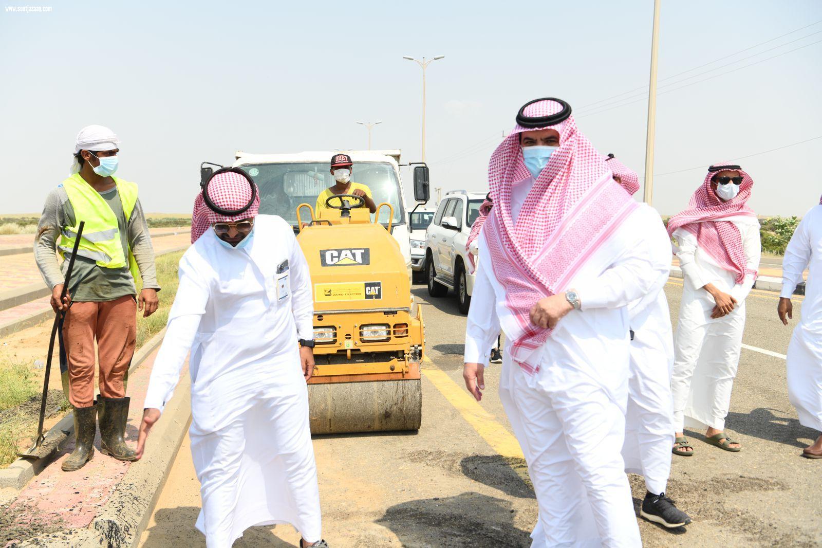 أمين منطقة جازان يتفقد أعمال معالجة التشوهات البصرية ببلديات القطاع الجنوبي