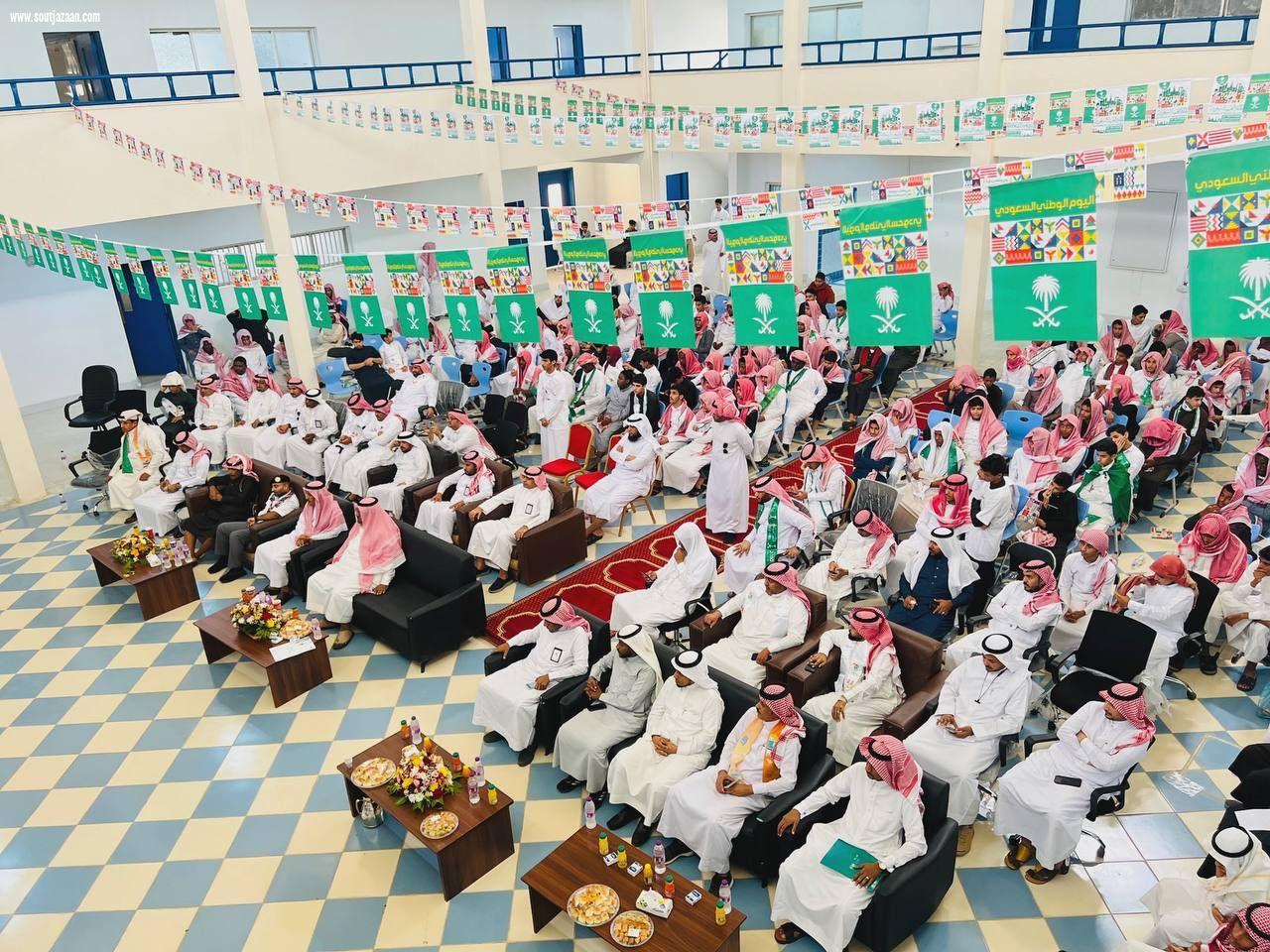 محافظ العارضة يرعى حفل مدارس مكتب تعليم العارضة 