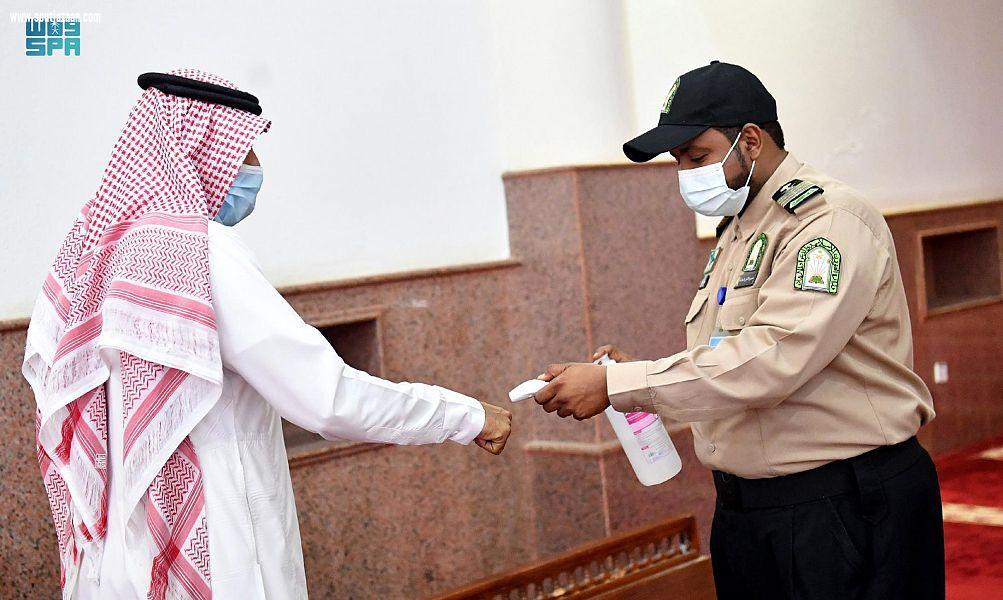 9948 مسجدًا وجامعًا تستقبل المصلين في جازان