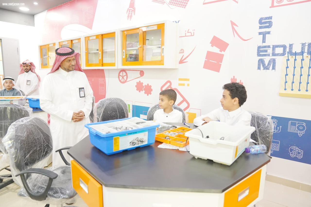 بمشاركة 64 طالبا المسملي يدشن برنامج موهبة الإثرائي الأكاديمي الصيفي بتعليم صبيا 