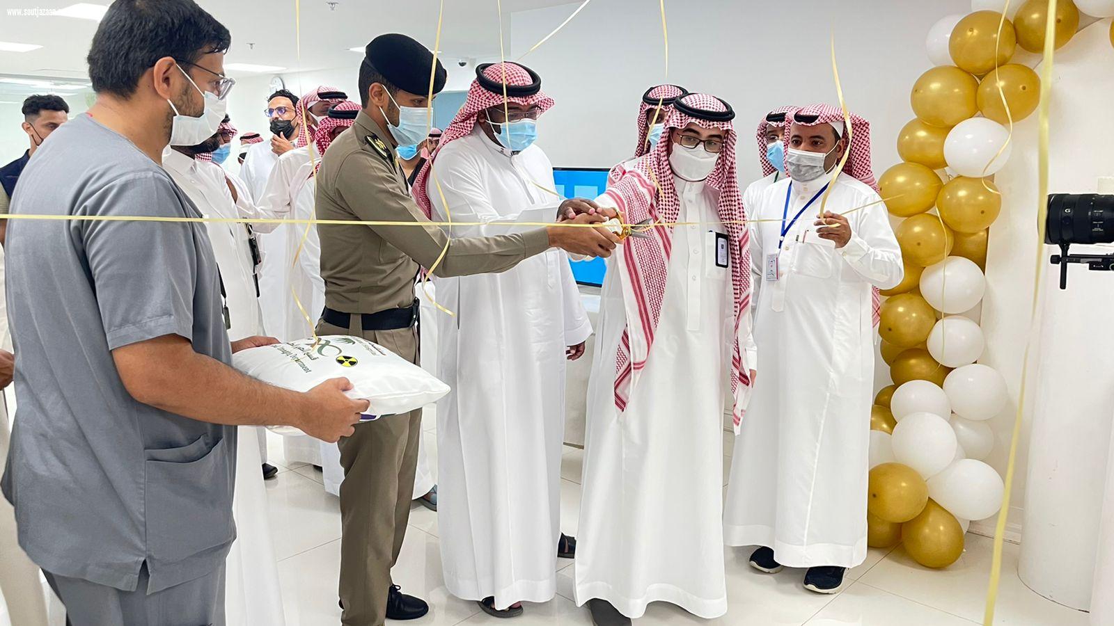 صحة جازان ممثلة في مستشفى صامطة العام تنظم فعالية اليوم العالمي للأشعة