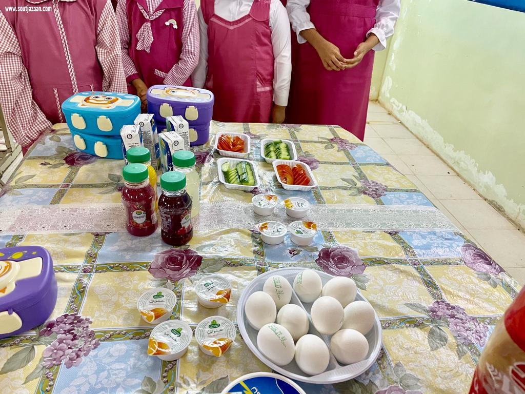 صحة جازان ممثلة بمستشفى بيش العام  تطلق حصتك من الصحة بمدارس تعليم بيش 