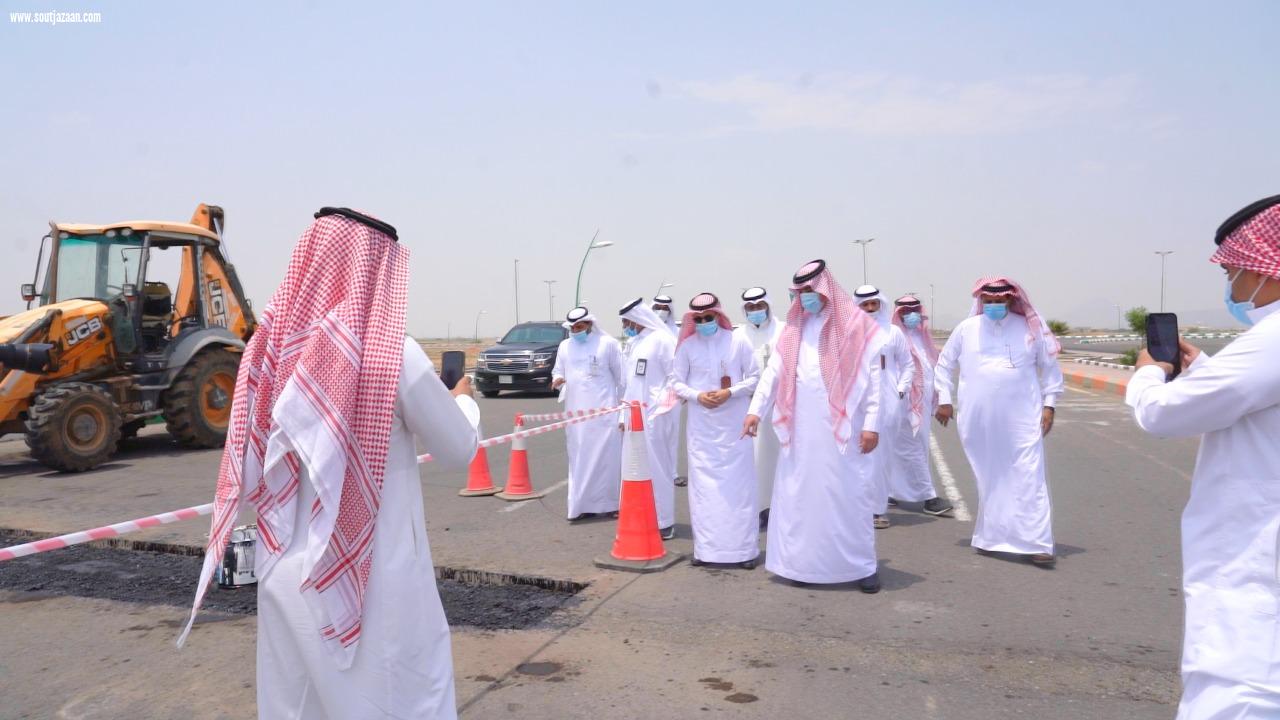 أمين منطقة جازان يتفقد أعمال معالجة التشوهات البصرية ببلديات القطاع الجنوبي