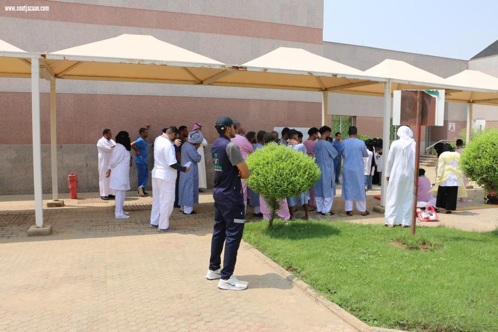 مستشفى إرادة والصحة النفسية بجازان ينفذ خطة إخلاء لحريق وهمي بالتعاون مع إدارة الطوارئ و الازمات بصحة جازان