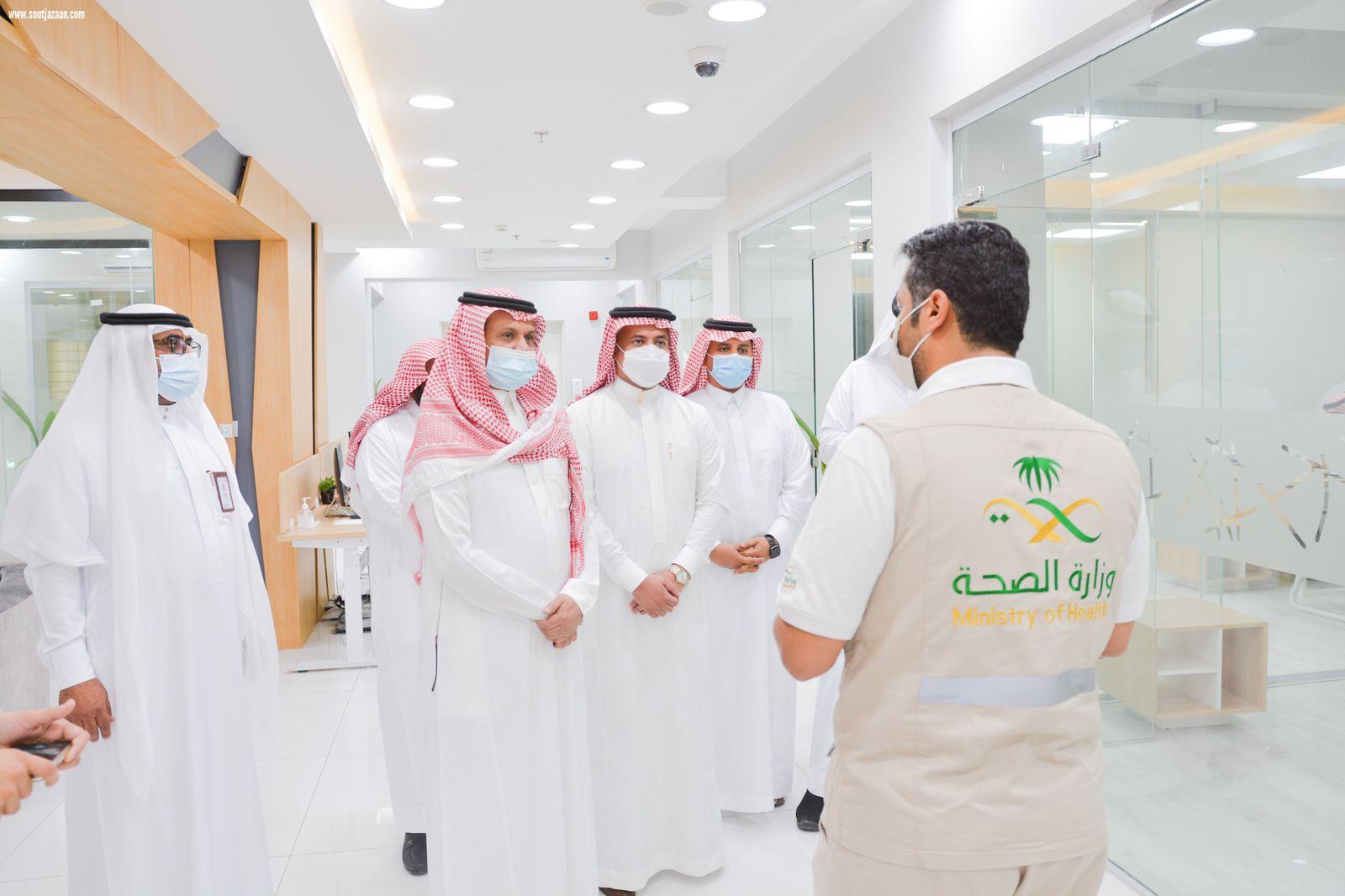 محافظ الحرث يطلع على جهود المركز الإقليمي للقيادة والتحكم بصحة جازان