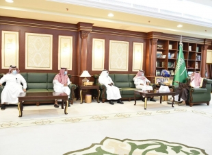 سمو أمير منطقة جازان يدشن الحملة الإلكترونية لمساعدة أسر السجناء تحت شعار  نتراحم معهم