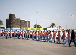 أمين منطقة جازان يطلق حملة نظافة شاملة بمدينة جيزان 