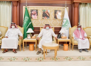 سمو أمير منطقة جازان يستقبل المحافظين ومديري الجهات الأمنية موجها بمضاعفة الجهود لخدمة المواطنين 