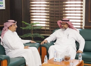 آل عطيف يستقبل مدير عام الإداره العامه للشئون القانونيه بديوان الوزاره