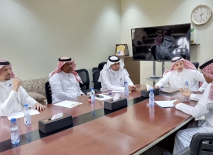 وفد من جامعة جازان يقوم بزيارة لدار الملاحظة بجازان