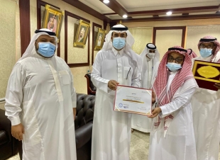 آل حفيظ : يشيد بدور جمعية معين التطوعية بمنطقة جازان  على شرف محافظ بيش جمعية معين التطوعية تكرم فريق الخير التطوعي بمحافظة بيش